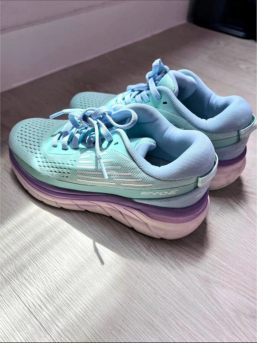 Easy spirit blue & Purple US 6W